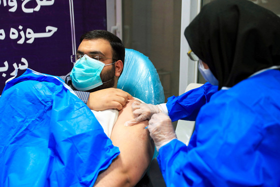 آغاز واكسيناسيون نيروهاي كارگري خدمات شهري شهرداری مشهد