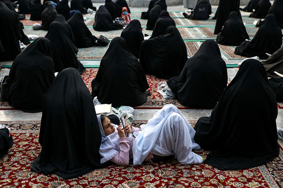 محفل بزرگ قرائت قرآن در حرم مطهر رضوی