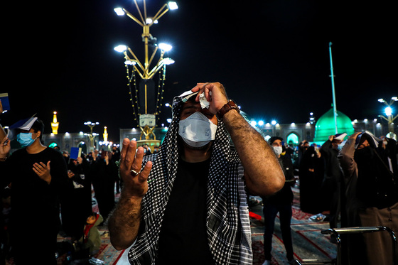 مراسم احیاء شب 19 ماه مبارک رمضان در حرم مطهر رضوی