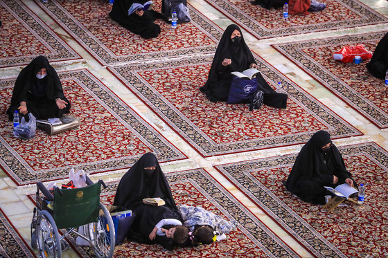 مراسم احیاء شب 21 ماه مبارک رمضان در حرم مطهر رضوی