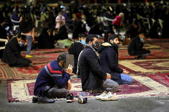مراسم احیاء شب بیست و سوم رمضان در کوه پارک مشهد