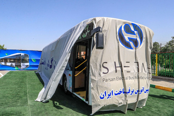 رونمایی از نخستین اتوبوس برقی کشور در مشهد