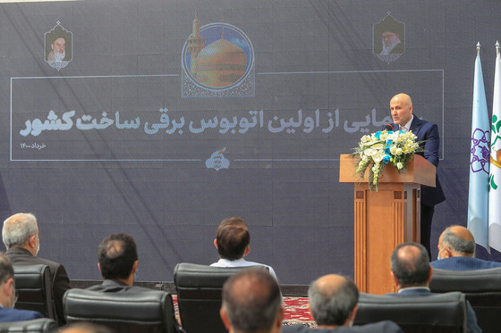 رونمایی از نخستین اتوبوس برقی کشور در مشهد