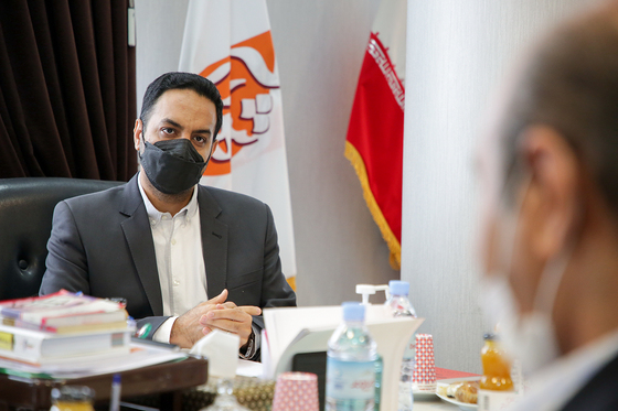 آیین رونمایی کتاب «شهرنامه» و پوستر «نخستین جایزه عکس مطبوعاتی خراسان»