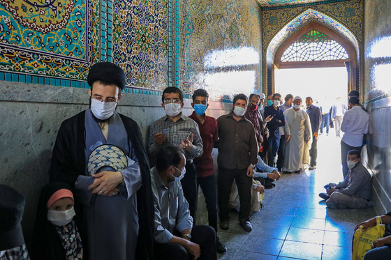 انتخابات 1400 در حرم مطهر رضوی