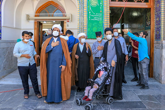 انتخابات 1400 در حرم مطهر رضوی