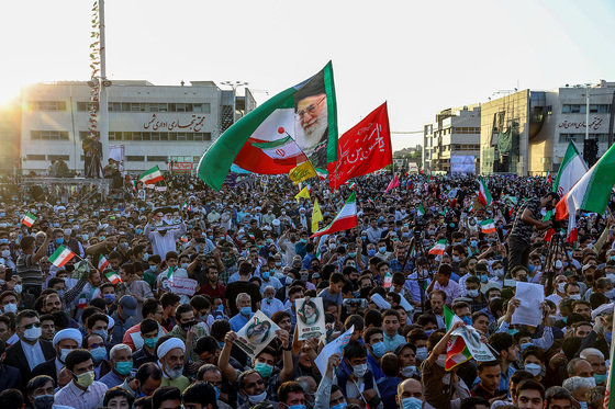جشن پیروزی و شکرانه حضور ملت بزرگ و سرفراز ایران