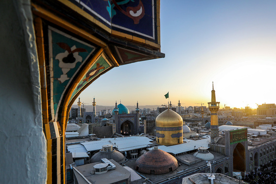 آیین نقاره نوازی حرم مطهر رضوی در آستانه میلاد امام رضا(ع)