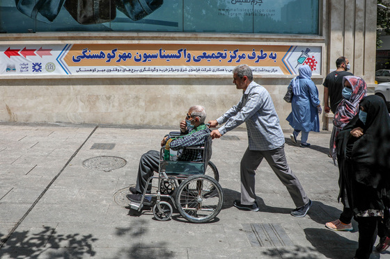 بزرگترین مرکز واکسیناسیون تجمیعی کرونا در شرق کشور