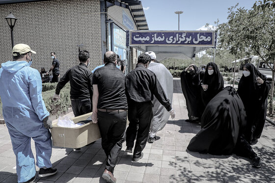 سایه سیاه کرونا بر سر مشهد