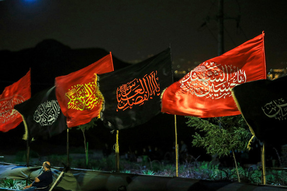 عزاداری شب تاسوعا در کوه پارک مشهد