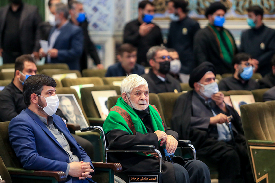رونمایی از دیوان اشعار سیدرضا موید