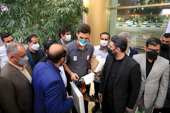 استقبال از سه عضو کاروان پارالمپیک کشور در مشهد