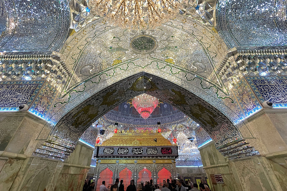مقبره امامین عسگرین در شهر سامرا