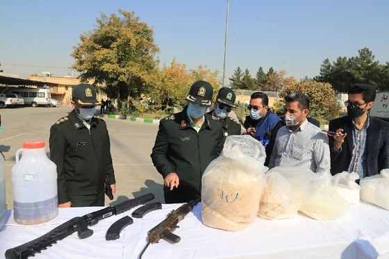 انهدام باند بزرگ مسلحانه قاچاق شیشه در مشهد