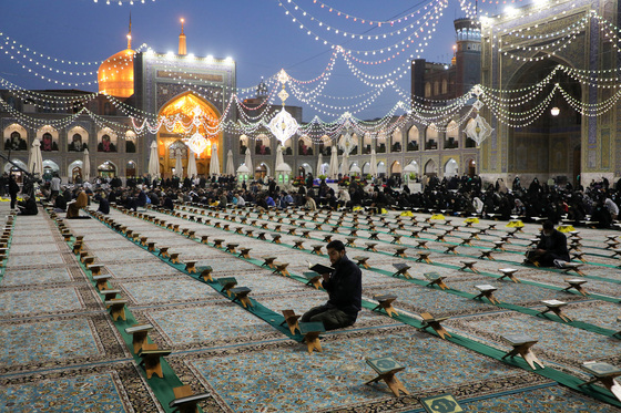 مراسم ترتیل‌خوانی قرآن کریم در حرم مطهر رضوی