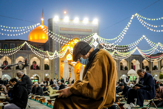 مراسم ترتیل‌خوانی قرآن کریم در حرم مطهر رضوی