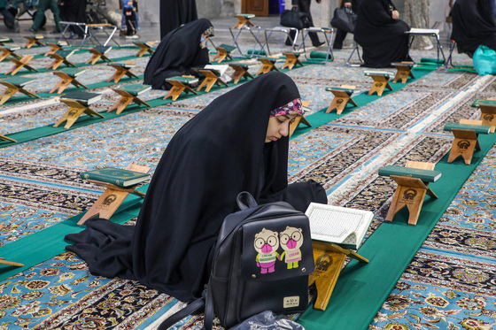 مراسم ترتیل‌خوانی قرآن کریم در حرم مطهر رضوی