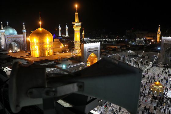 آیین سنتی نقاره نوازی سحرگاهی در حرم مطهر رضوی