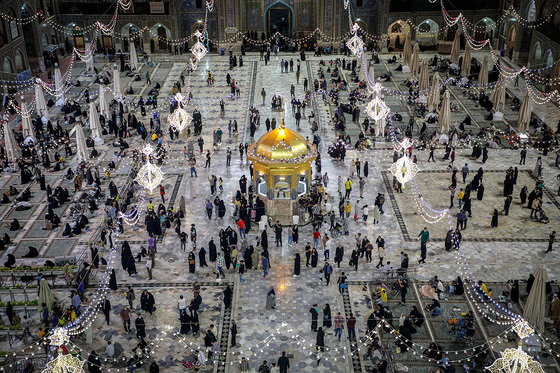 آیین سنتی نقاره نوازی سحرگاهی در حرم مطهر رضوی