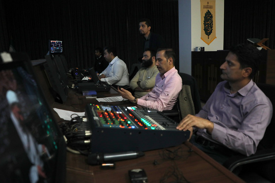 پشت صحنه برنامه تلوزیونی «سر سحر»