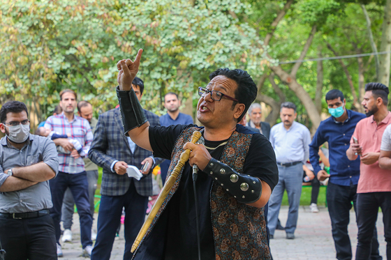 رونمایی از مجسمه « رستم و سهراب »