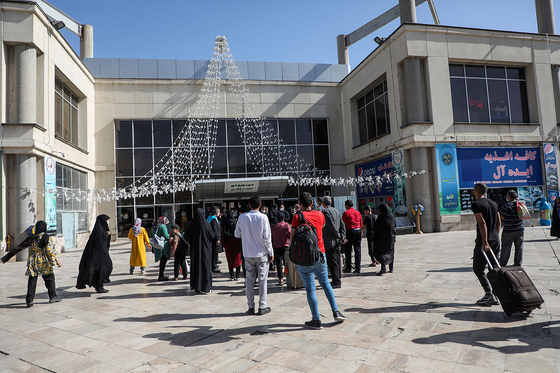 استقبال از زائران امام رضا(ع)
