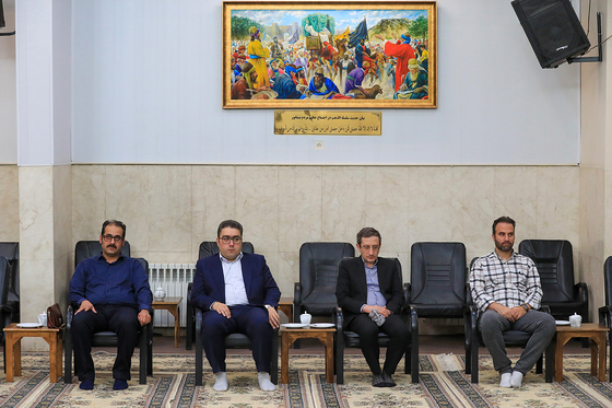 دیدار مسئولان و خبرنگاران شهرآرا با امام جمعه مشهد