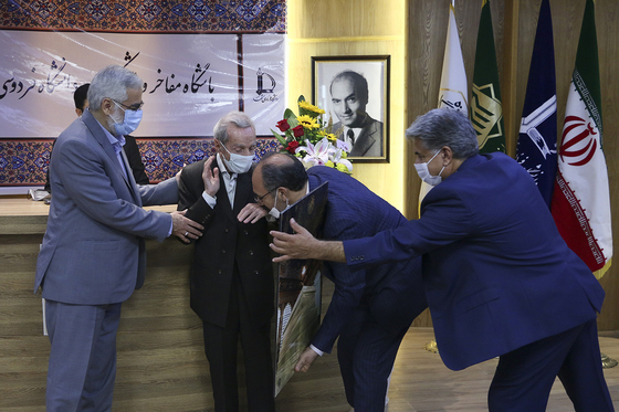 آیین نکوداشت دکتر محمد‌مهدی رکنی‌یزدی