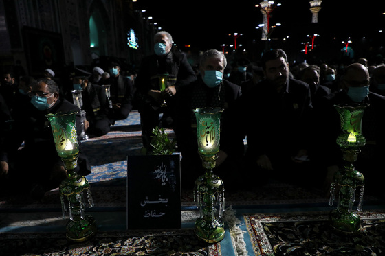مراسم خطبه خوانی شب عاشورا در حرم مطهر رضوی‎‎‎‎