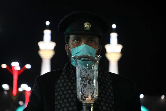 مراسم خطبه خوانی شب عاشورا در حرم مطهر رضوی‎‎‎‎