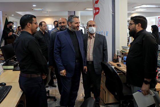 بازدید مدیران شهری از روزنامه شهرآرا به مناسبت روز خبرنگار