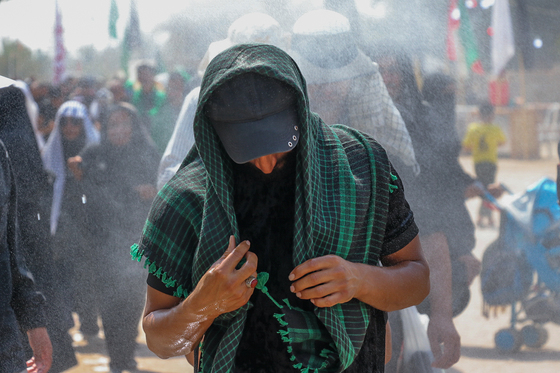 نذر آب در مسیر کربلا
