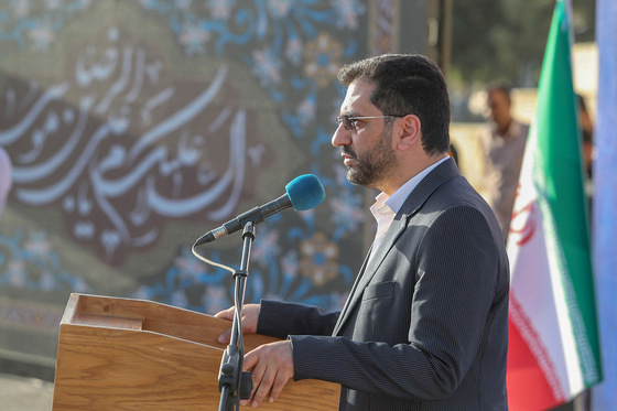 آیین رونمایی از 30 دستگاه میدل باس