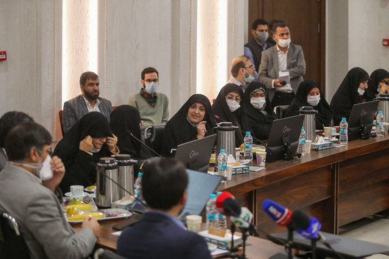 نشست هم اندیشی اساتید دانشگاه علوم پزشکی مشهد با سخنگوی دولت