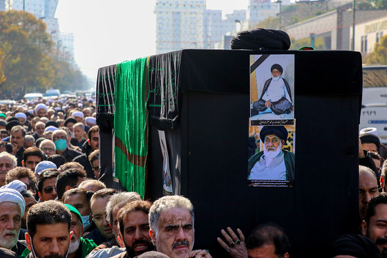 تشییع پیکر حجت الاسلام سید جعفر طباطبایی در مشهد