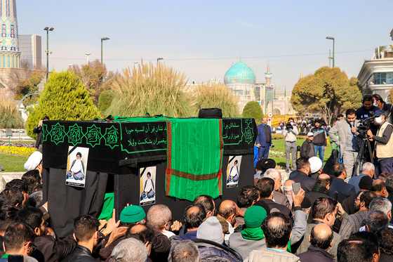 تشییع پیکر حجت الاسلام سید جعفر طباطبایی در مشهد
