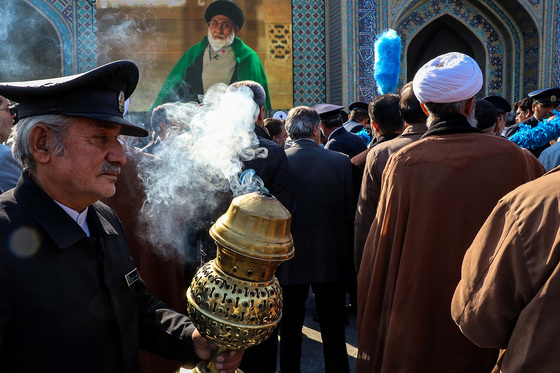 تشییع پیکر حجت الاسلام سید جعفر طباطبایی در مشهد