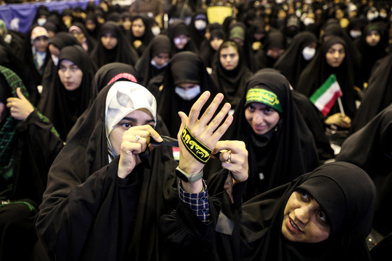 اجتماع دانشجویان بسیجی در دانشگاه فردوسی