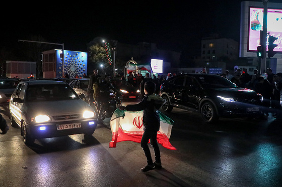  شادی مردم مشهد بعد از برد تیم ملی ایران
