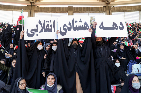    جشن بزرگ دختران انقلاب با عنوان 