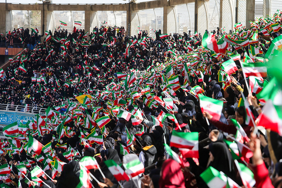    جشن بزرگ دختران انقلاب با عنوان 