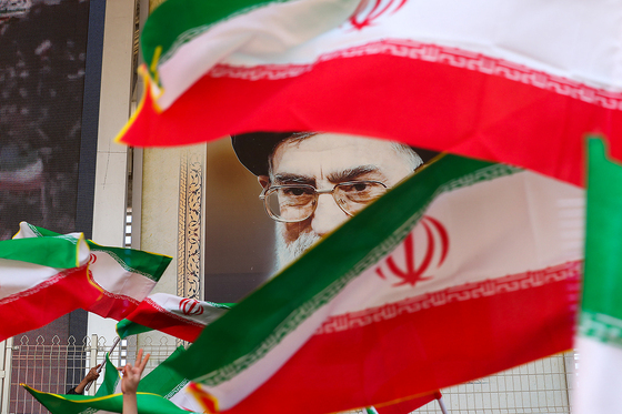    جشن بزرگ دختران انقلاب با عنوان 