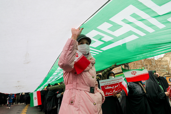 راهپیمایی 22 بهمن در مشهد