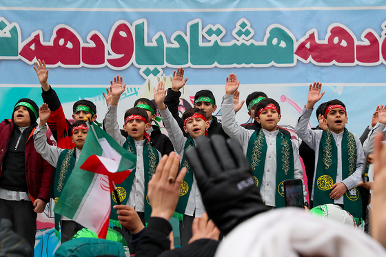 راهپیمایی 22 بهمن در مشهد