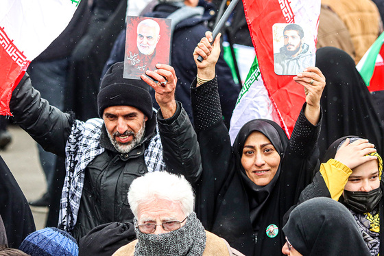 راهپیمایی 22 بهمن در مشهد 3