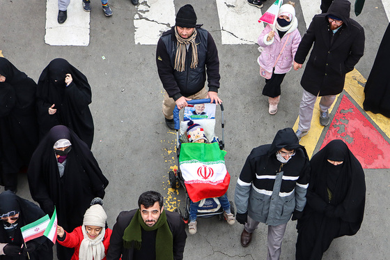راهپیمایی 22 بهمن در مشهد 3