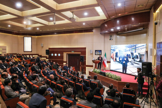  مراسم رونمایی از اتمام فرآیند تعمیر اساسی ۱۱ دستگاه واگن خط یک قطار شهری مشهد