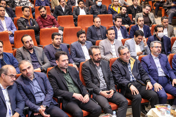  مراسم رونمایی از اتمام فرآیند تعمیر اساسی ۱۱ دستگاه واگن خط یک قطار شهری مشهد