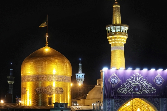 بازگشایی صحن انقلاب حرم مطهر رضوی در آستانه نیمه شعبان